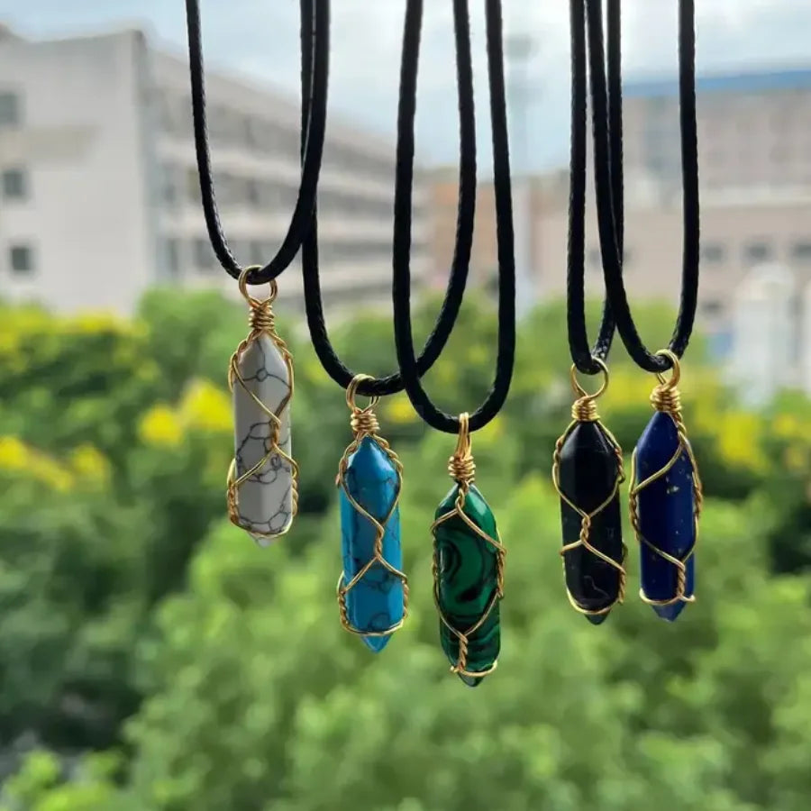 Collar de Cristal Natural – Set de 5 Colgantes Hexagonales Hechos a Mano para Energía, Sanación y Protección